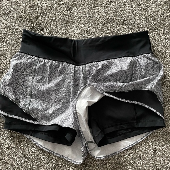 Lululemon shorts - Picture 2 of 4